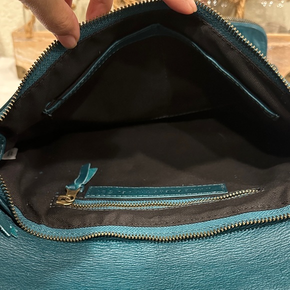 Wanderers Teal Marseille Crossbody Clutch with Venetian Card Wallet Set - Picture 11 of 12